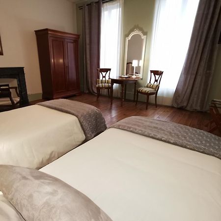 Le St Vincent Hotel Roquefort  Kültér fotó