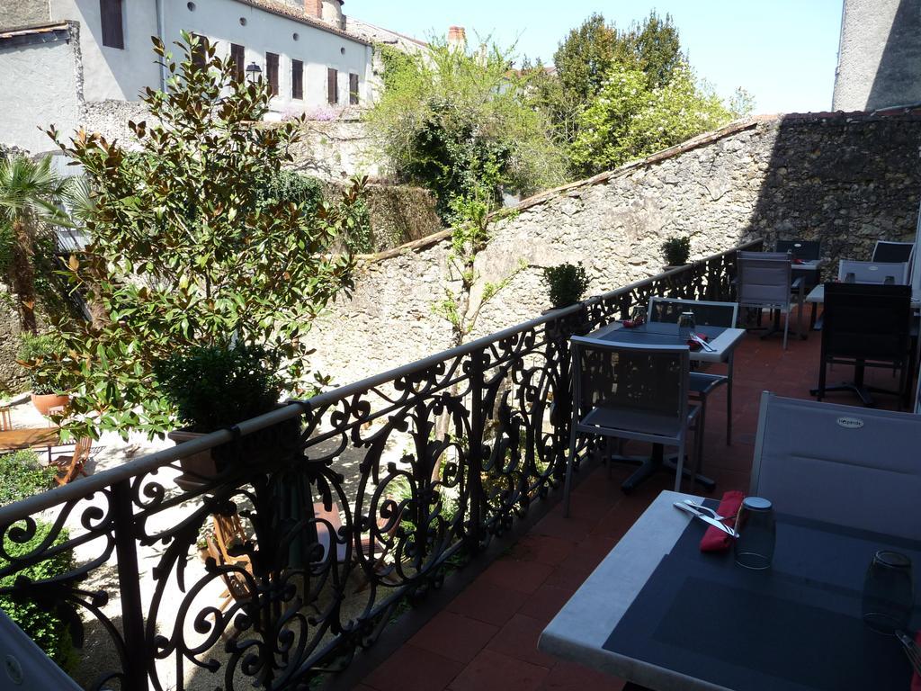 Le St Vincent Hotel Roquefort  Kültér fotó