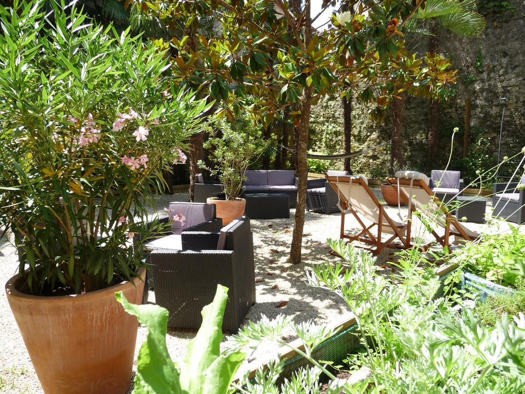 Le St Vincent Hotel Roquefort  Kültér fotó